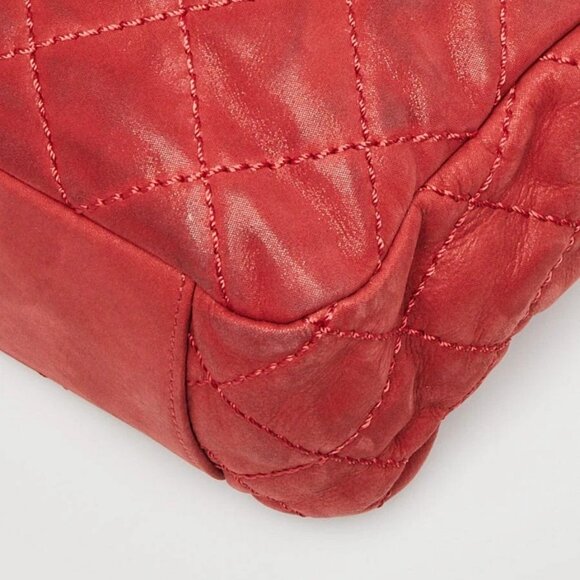 Chanel Red Iridescent Calfskin Leather Chain Large Crossbody Bag - Picture 10 of 10